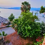 Beachhouse Apartment