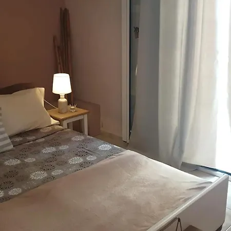 Beachhouse Apartment Arkhondikon