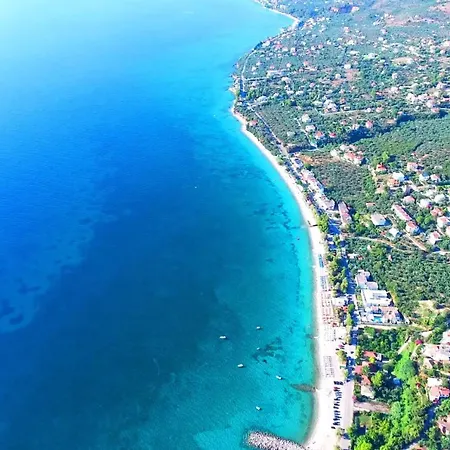아파트 Beachhouse Arkondikó