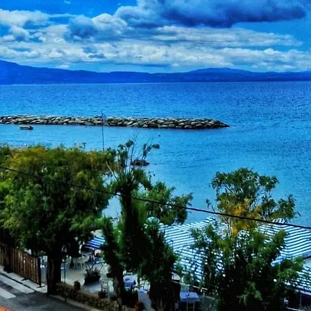 Appartamento Beachhouse Arkondikó