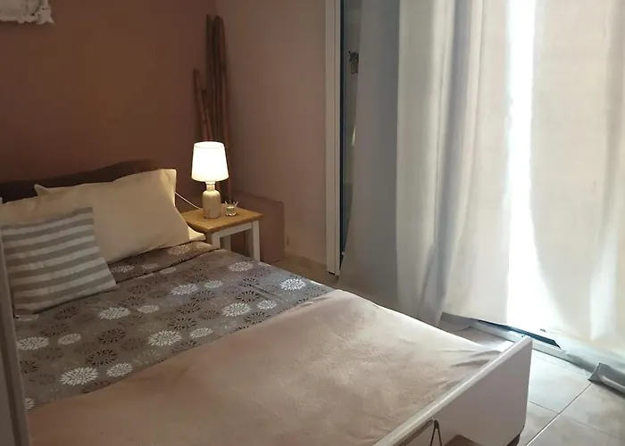 Beachhouse 아파트 Arkondikó